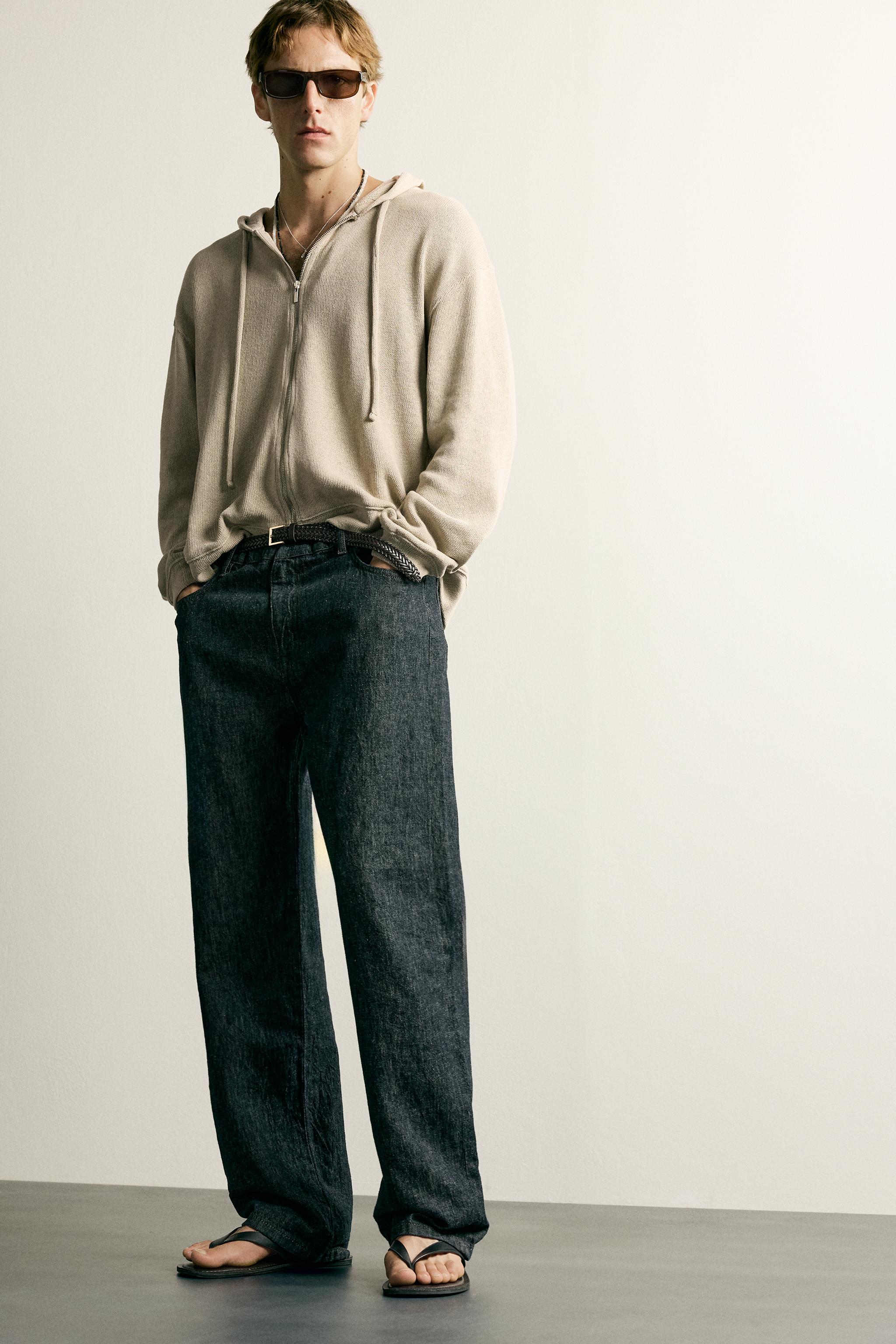 RELAXED FIT KNIT HOODIE